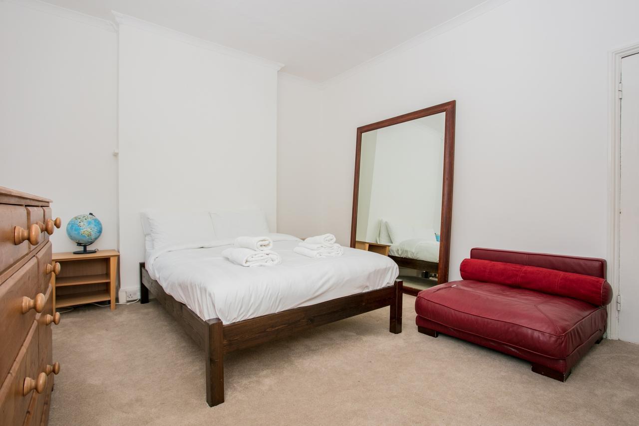 Elegant Victorian 3-bed Near Hammersmith Londen